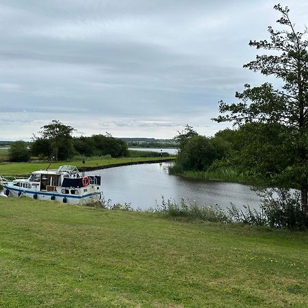 Home Near The River Shannon Rooskey Экстерьер фото